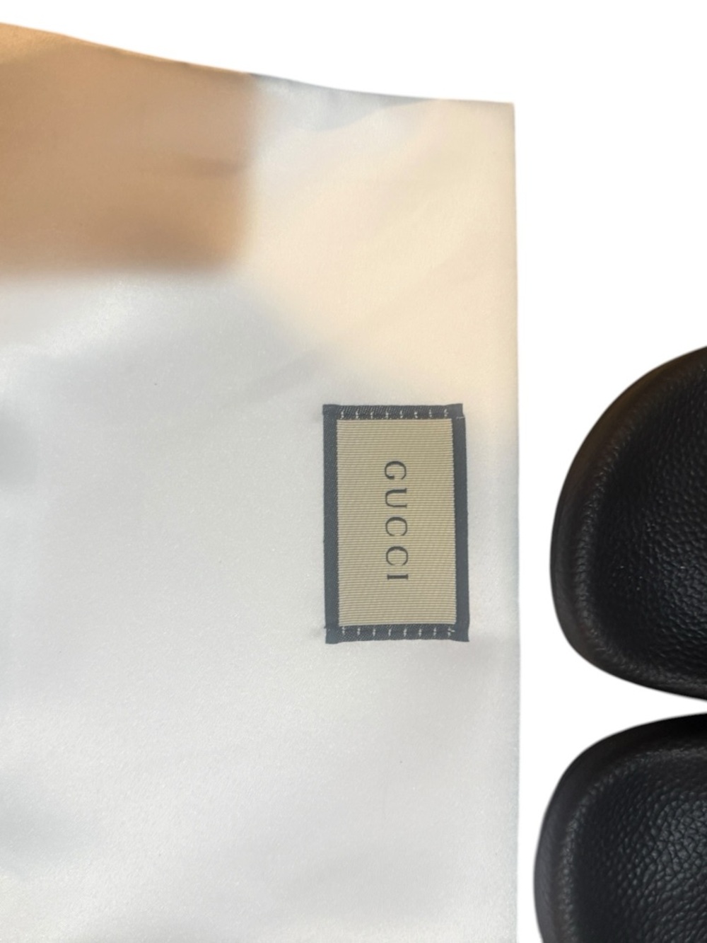 Rubber slides, Gucci x SEGA Guccy Logo Sandals in excellent conditions. - Picture 8 of 12